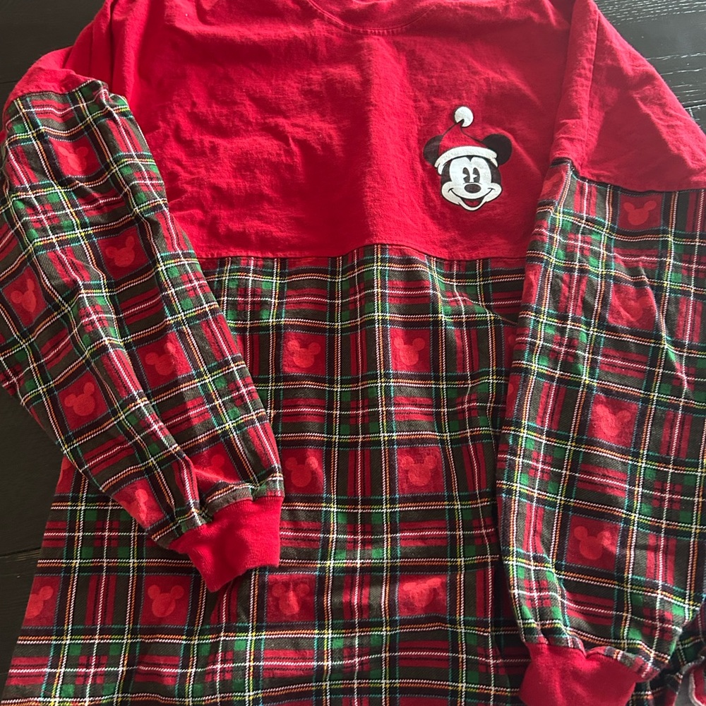 DISNEY CHRISTMAS SPIRIT JERSEY